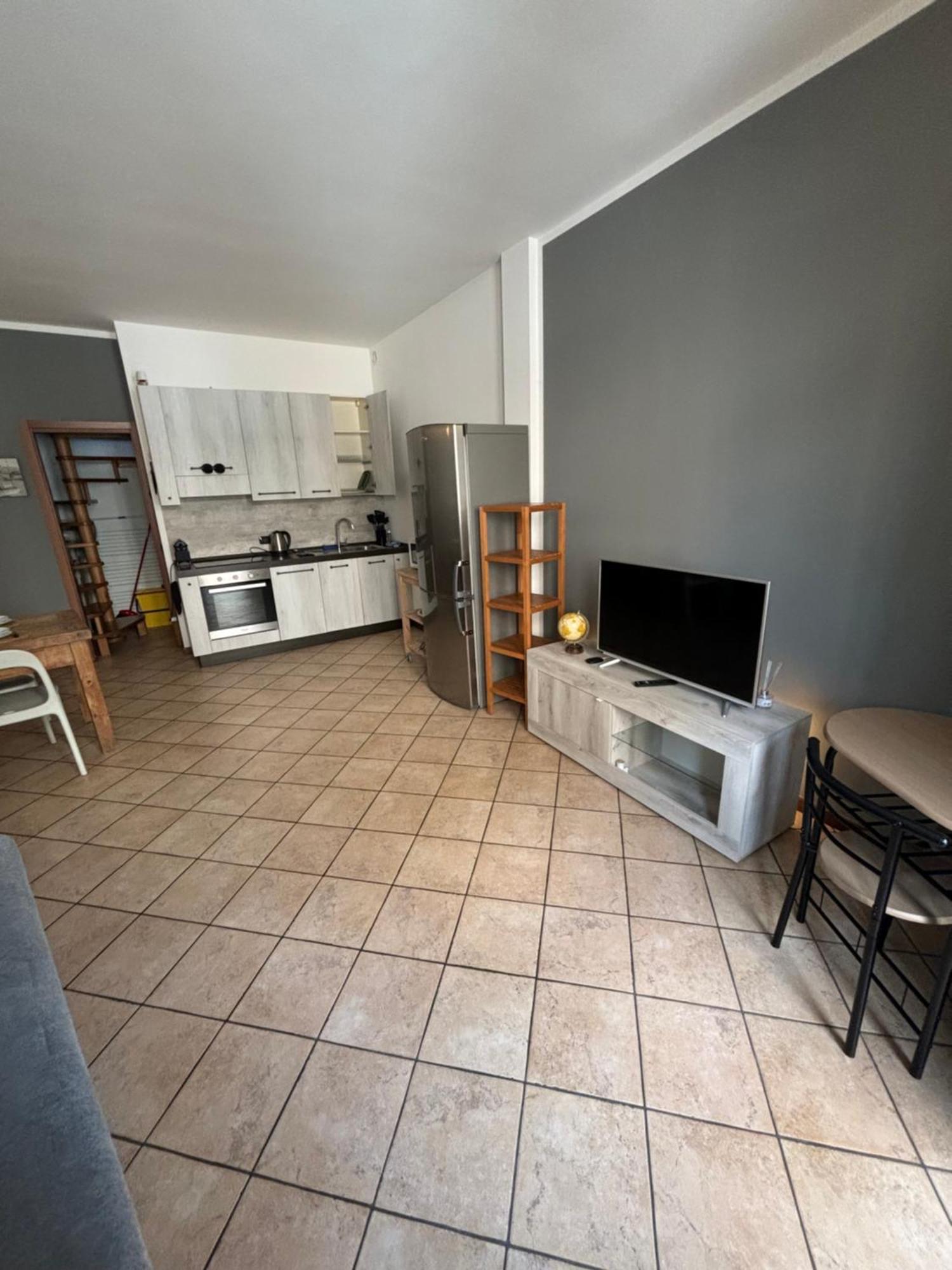 Apartament La Casa Di Ale Lecco Zewnętrze zdjęcie