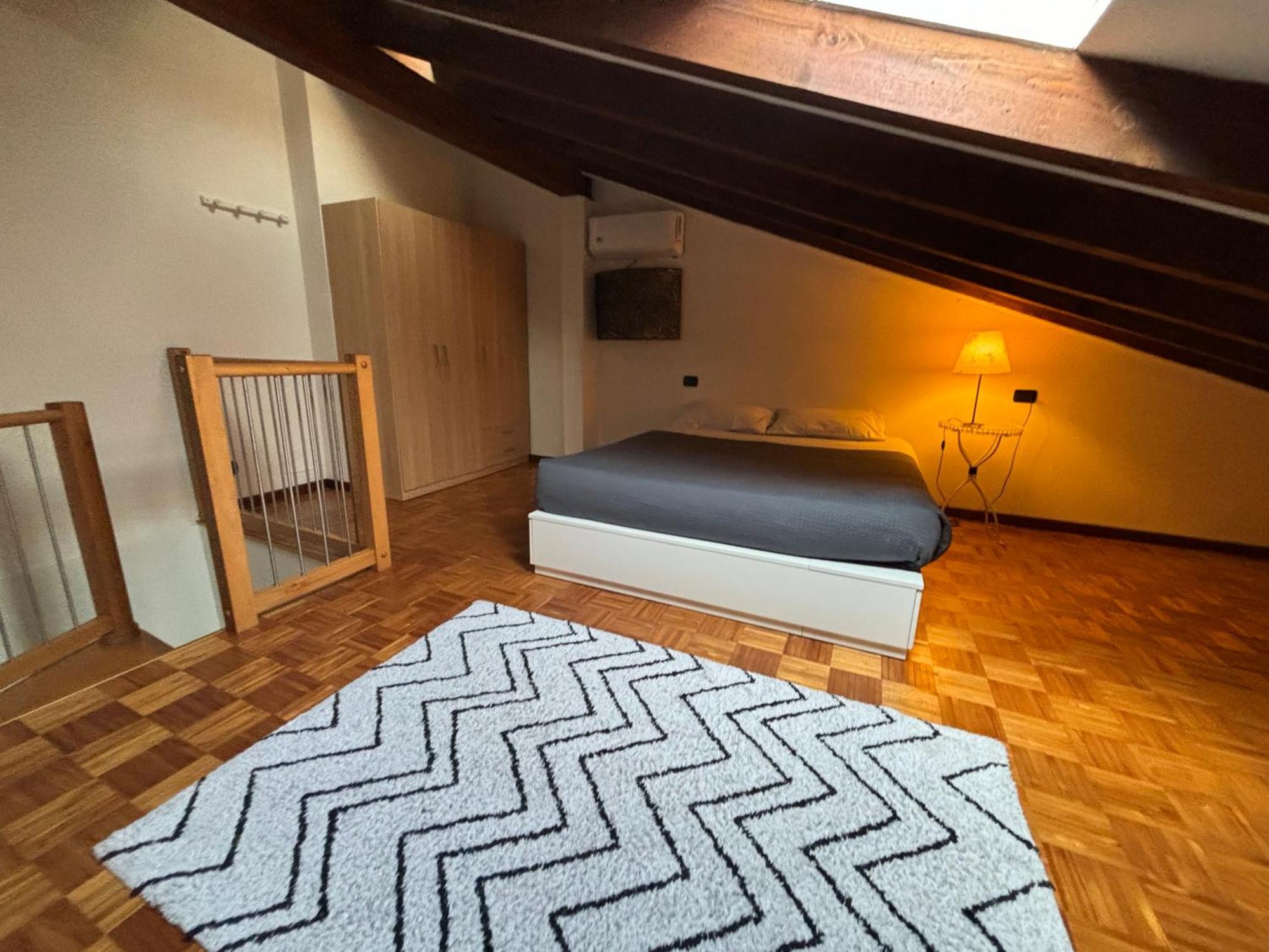 Apartament La Casa Di Ale Lecco Zewnętrze zdjęcie